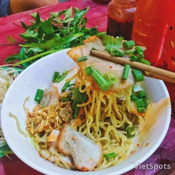 บะหมี่หมูแดง