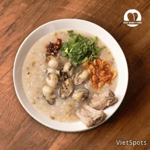 โจ๊กหอยนางรมซี่โครงหมู