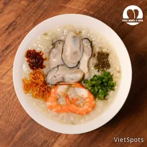 โจ๊กกุ้งหอยนางรม