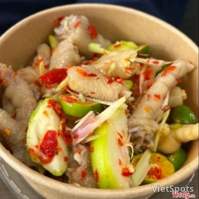 คอมโบ ตีนไก่ตะไคร้ส้มจี๊ด (มีกระดูก) + ชาส้มจี๊ดบ๊วย 2 แก้ว