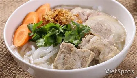 บั๋นแกงกระดูกหมู