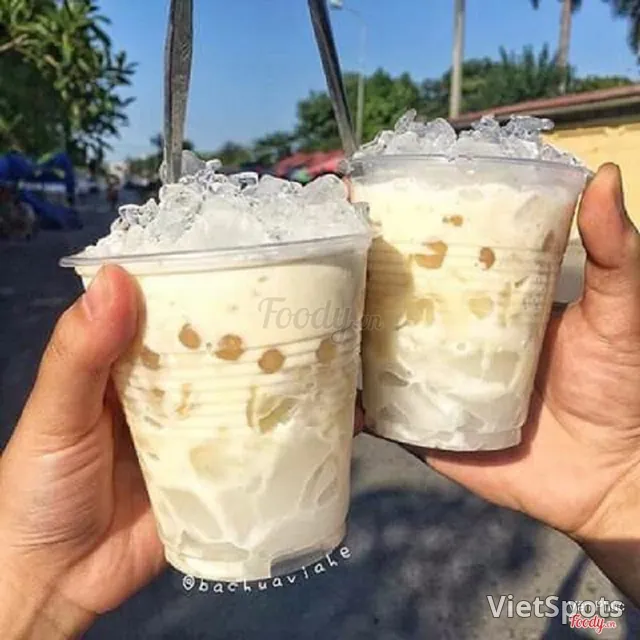 椰子甜湯（Chè Dừa Dầm）