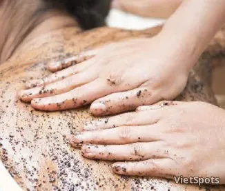 Tẩy da chết toàn thân với cà phê