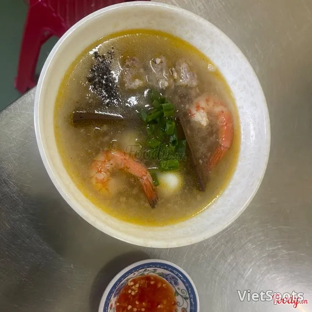 쑵 봇방 탑껌 (타피오카 모둠 수프)
