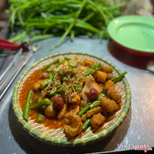 Fried Fish Balls with Dipping Sauce