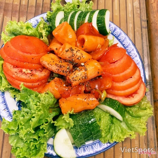 หมี่กึงซอสมะเขือเทศ
