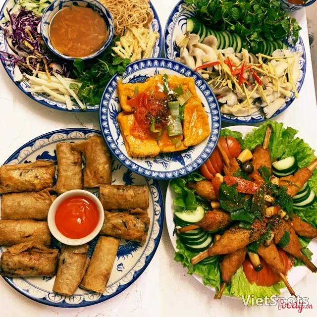 ชุดไหว้ / ชุดจัดเลี้ยง (สั่งล่วงหน้า 30 นาที)