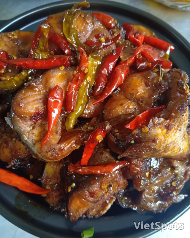 ข้าวลูกชิ้นปลาตุ๋น + ไข่
