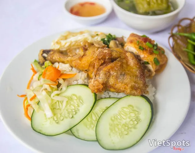ข้าวหักไก่ทอด (เล็ก)
