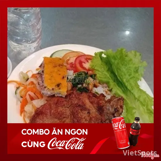 ข้าวหักหมูย่างไข่นึ่งหมูสับ 1 + โคคา-โคล่า 1