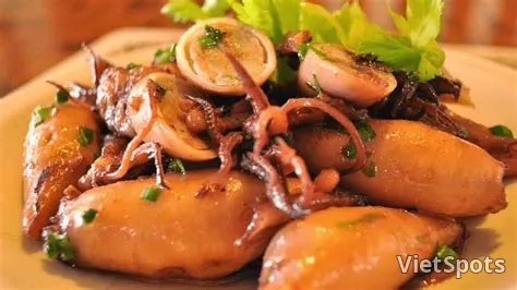 牛肉燜魷魚飯