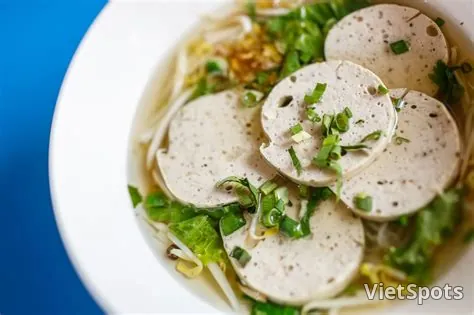 生牛肉越式肉腸河粉
