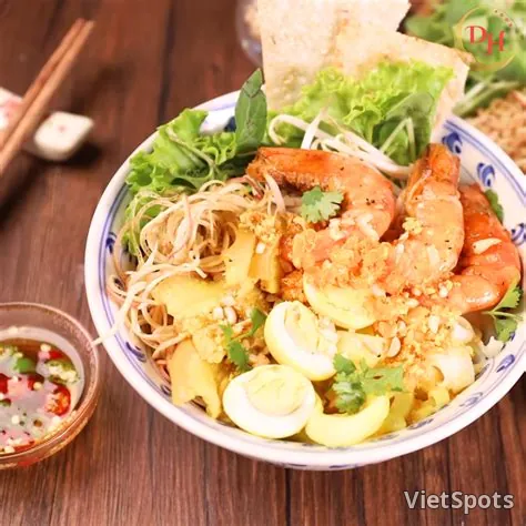 Mỳ tôm thịt trứng