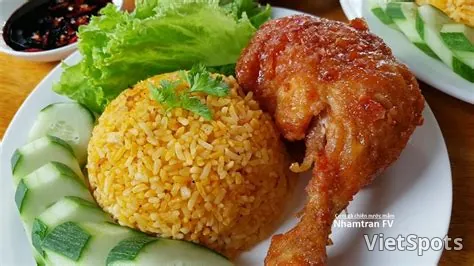 Fish-sauce fried chicken drumstick rice