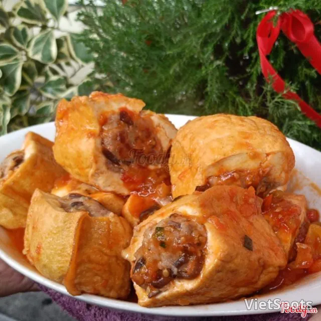 Tofu stuffed with minced pork