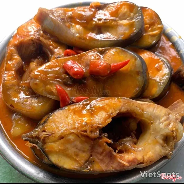 魚の土鍋煮のコムタム