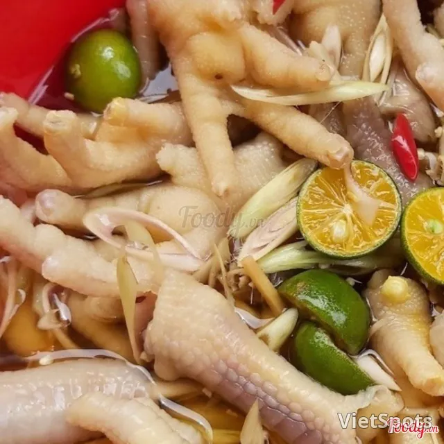 レモングラスとキンカンの鶏足