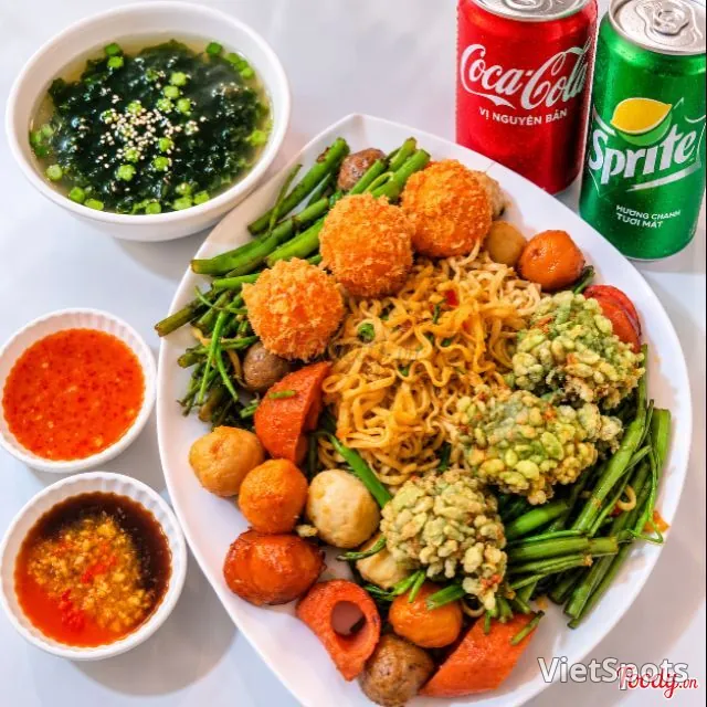 Fish Ball Noodles with Garlic Fish Sauce Water Spinach Combo + Coke/Sprite