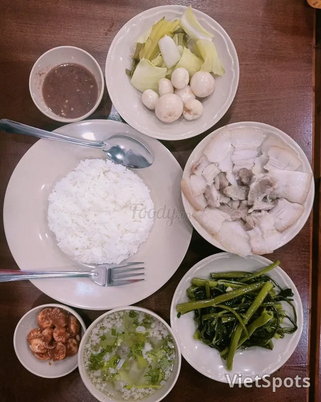 Rice with boiled pork