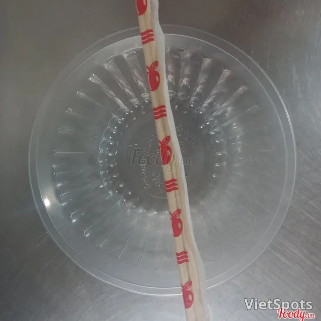 ชามและตะเกียบพลาสติก