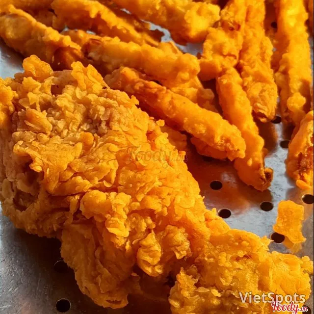 1 Chicken Leg + Shaken Sweet Potato Fries