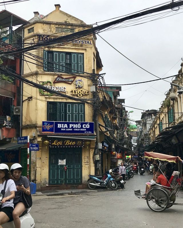 Dạo bước phố cổ 〜Không gian màu vàng xanh lục〜 (Ho viết)