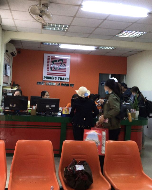 Sống trong khu chung cư ở Hồ Chí Minh - ngày lễ cuối cùng của năm nay! (Ghi chú của Ho)