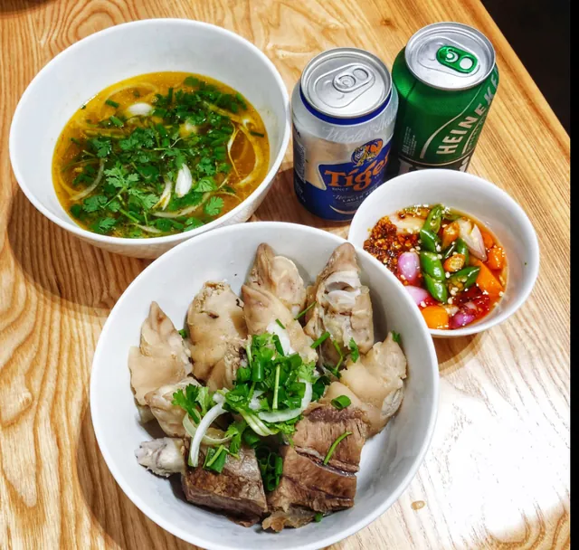 Review quán bún bò lâu đời ở Đà nẵng