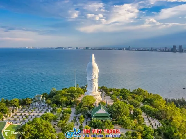 Phật Bà – Vị Thần Hộ Mệnh Cao Nhất Bên Bờ Biển Đà Nẵng