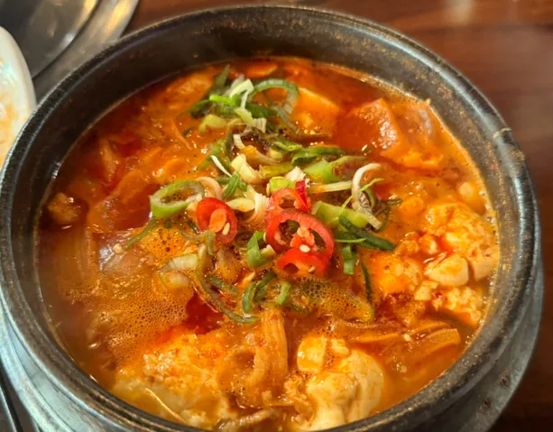 Am I in Korea or Vietnam right now??!! feat. DOKDO Korean Restaurant 😋😋🍴🍴