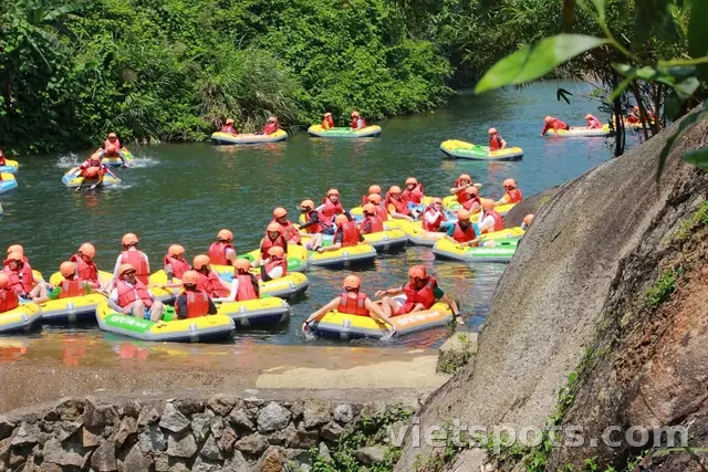 Hoa Phu Thanh Tourist Area: A super refreshing spot to beat the summer heat
