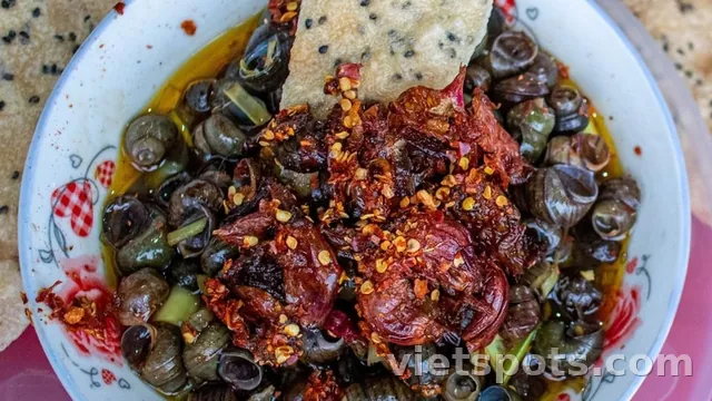 Ốc Hút Hạnh – Đĩa ốc hút Điện Phương cay nồng, thơm lừng sả ớt