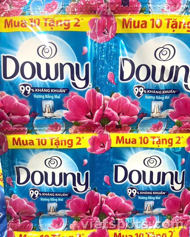 Nước xả vải downy xanh dương hương nắng mai