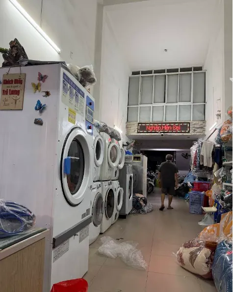 Dịch Vụ Giặt Sấy, Laundry The sun