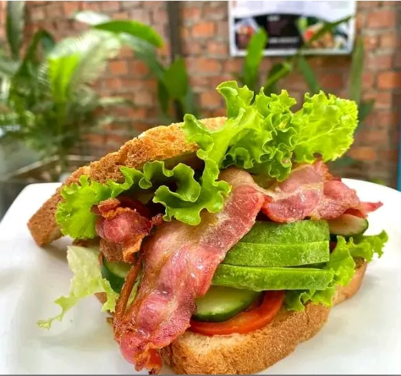 B.L.A.T Sandwich