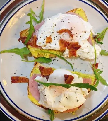 Poached Egg Avo Sandwich