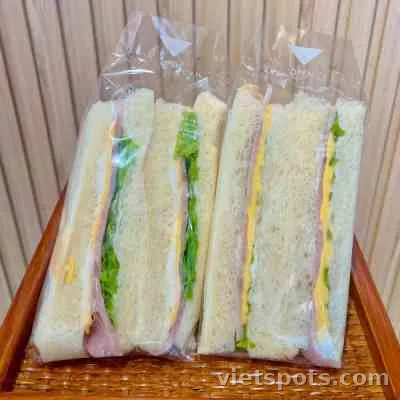 Sandwich Thịt Nguội Phô Mai