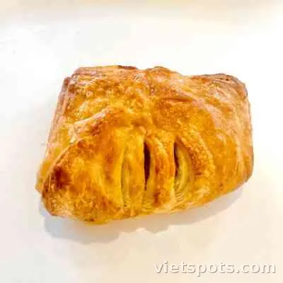 Bánh Sừng Bò Táo