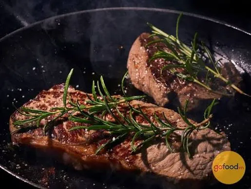 Steak thăn ngoại bò