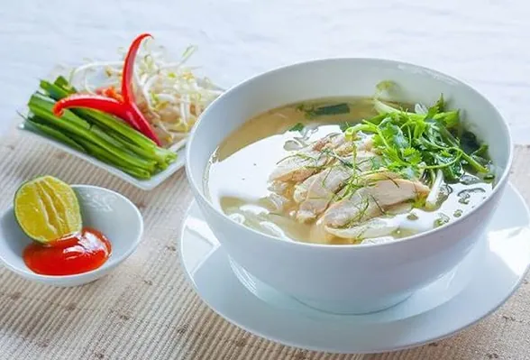 ก๋วยเตี๋ยวไก่