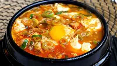 Canh đậu hũ non hải sản + 1 chén cơm