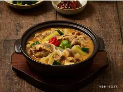 Canh tương đậu thịt bò + 1 chén cơm
