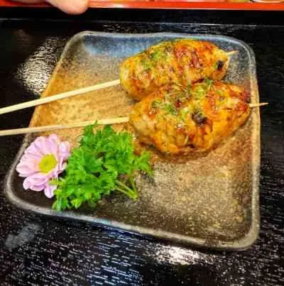 鶏ひき肉串（2本）