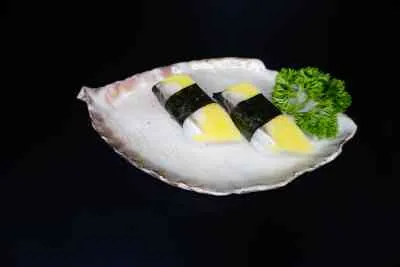 นิงิริปลาเฮอริงอัดไข่