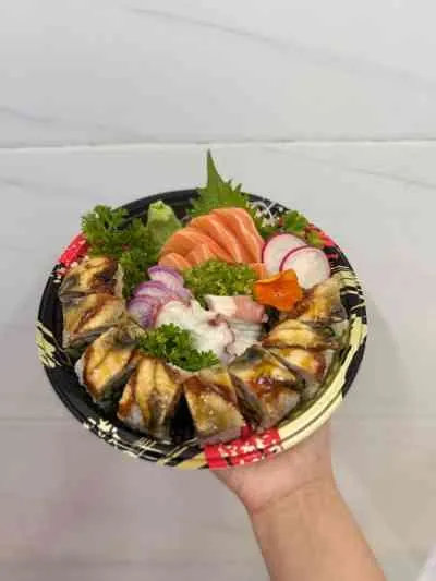 Combo Sashimi Roll 3