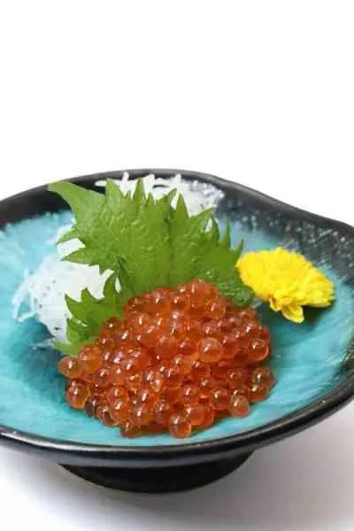 Sashimi trứng cá hồi