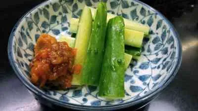 Dưa leo chấm miso