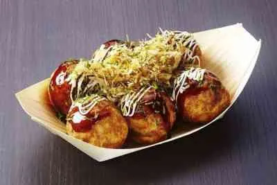 Bánh bạch tuộc (takoyaki)