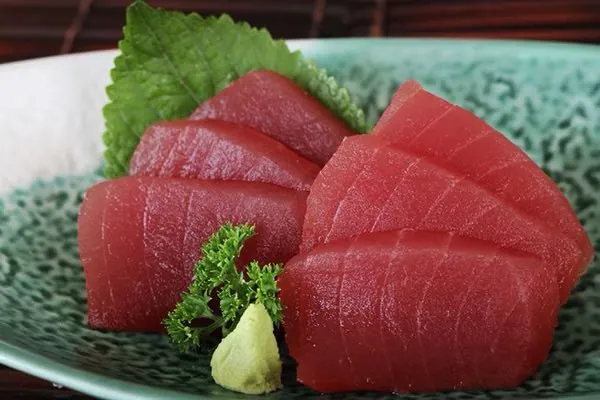 Sashimi cá ngừ