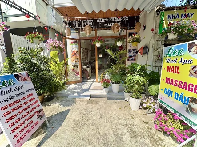 Lee Nails & Spa